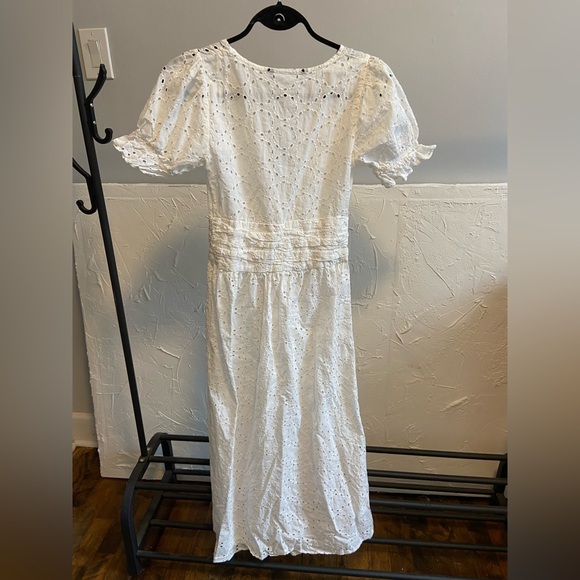 Gorgeous white doily Zara dress - Picture 3 of 5